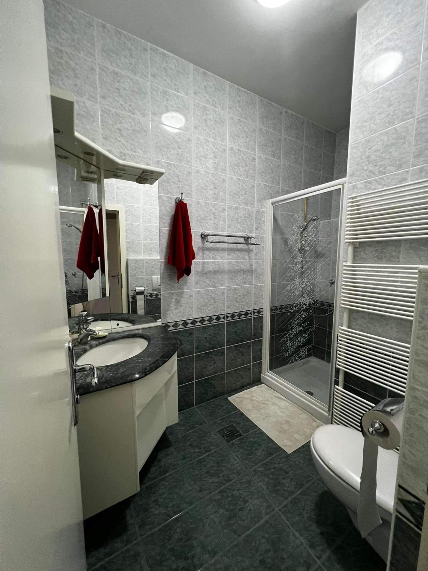 Bed And Breakfast Swallow Trzin Екстер'єр фото